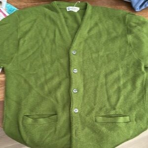 Vintage Green Cardigan Sweater Classic Knit Design